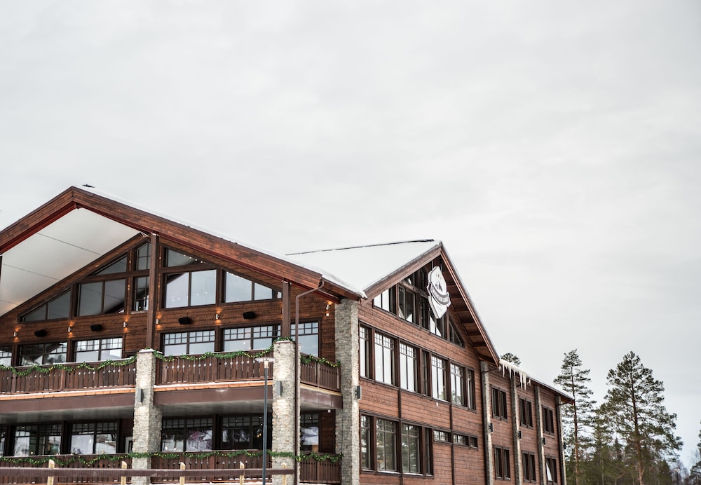 Mountain Lodge 2/50