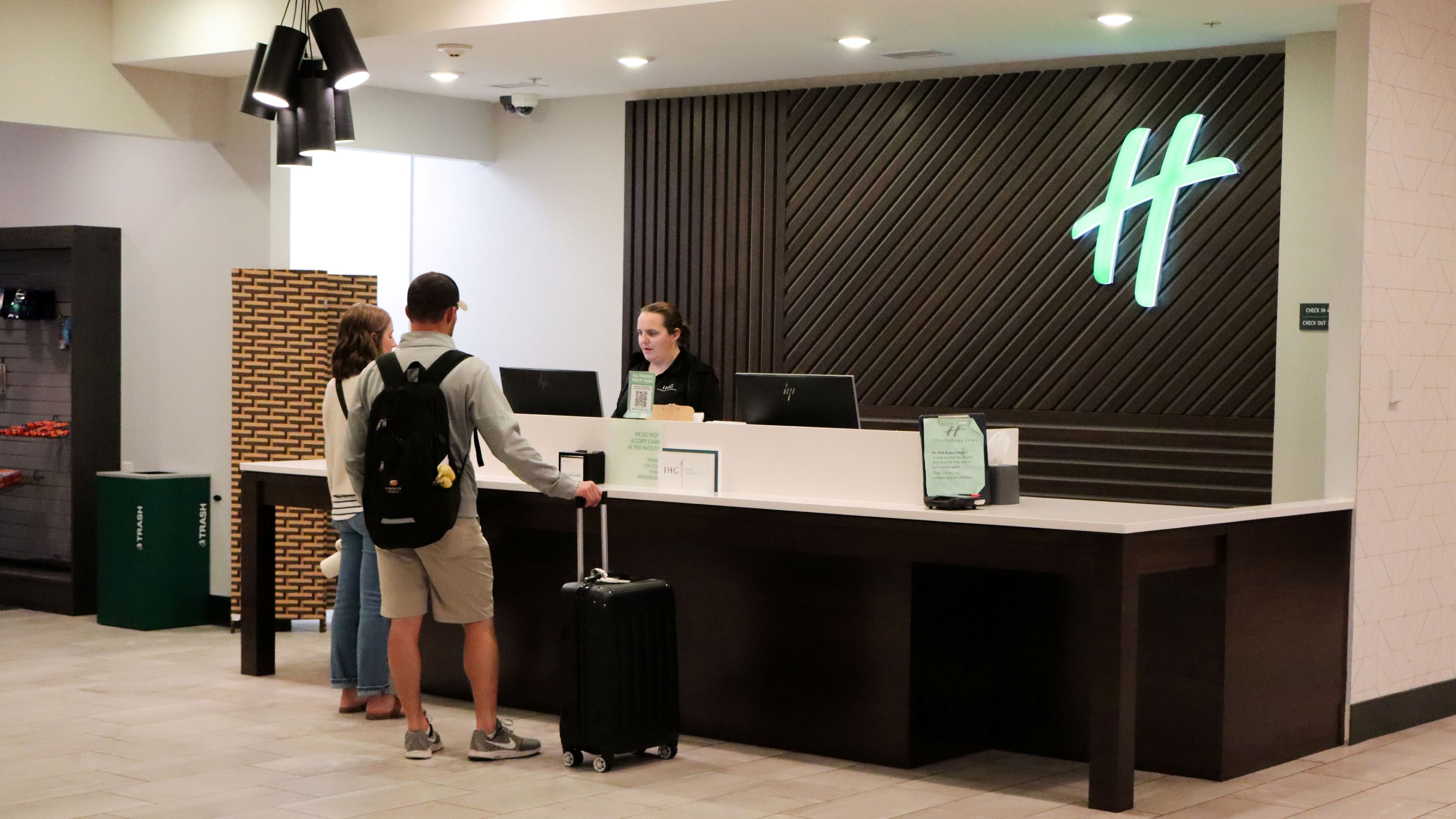 Holiday Inn Omaha Downtown-Airport 12/77