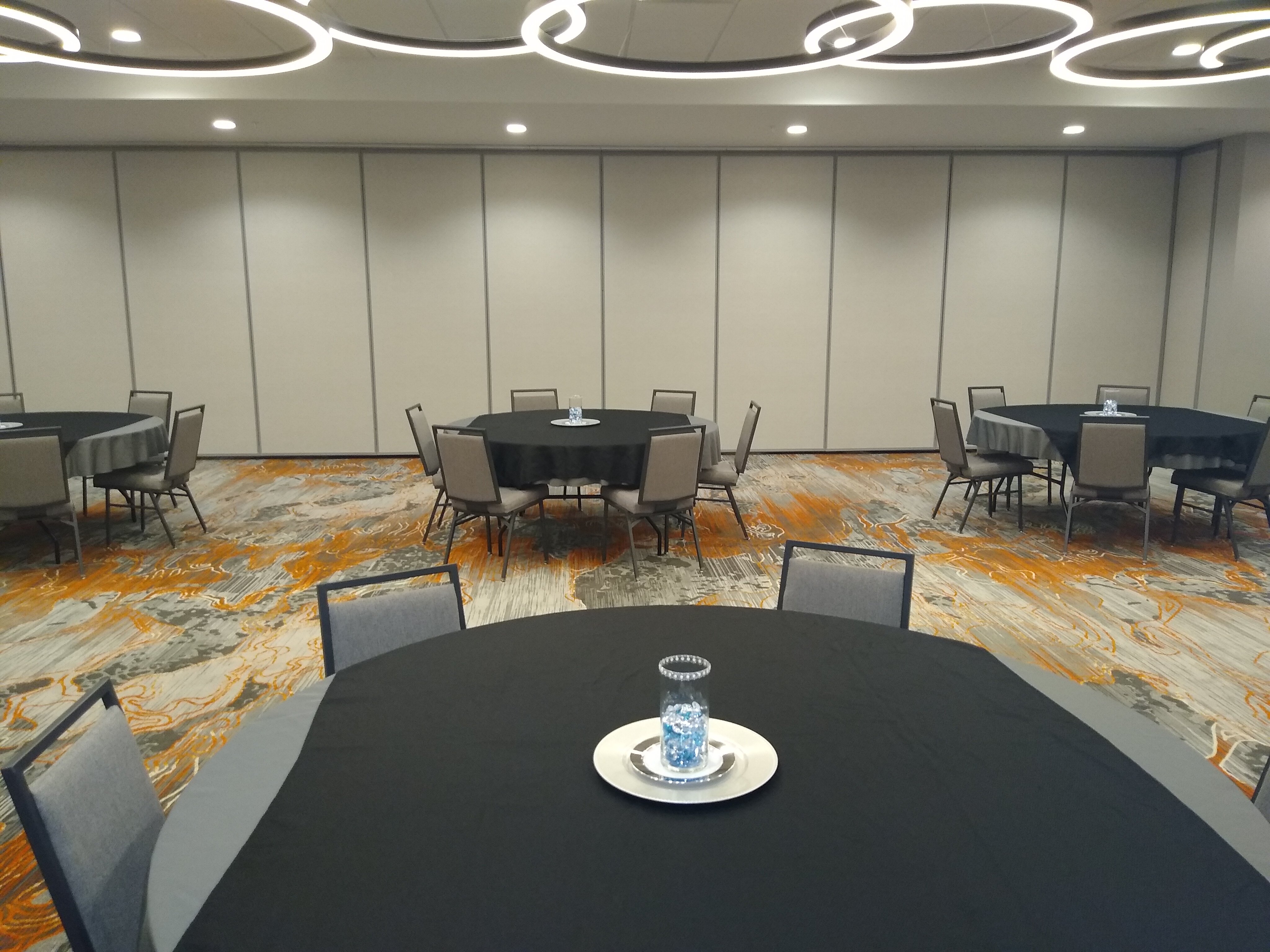 Holiday Inn Kansas City - Northeast 52/55