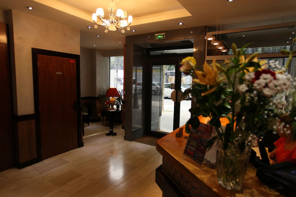 Alane Hotel 49/57