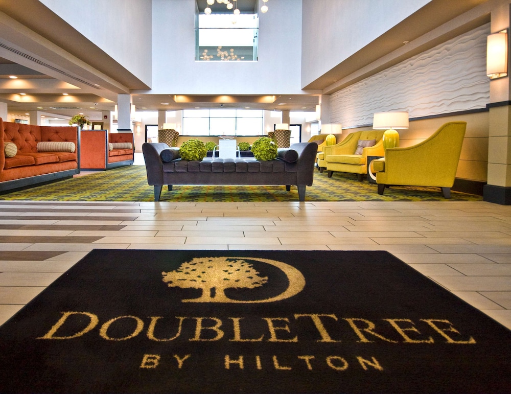 DoubleTree Suites by Hilton Hotel Huntsville South 4/36