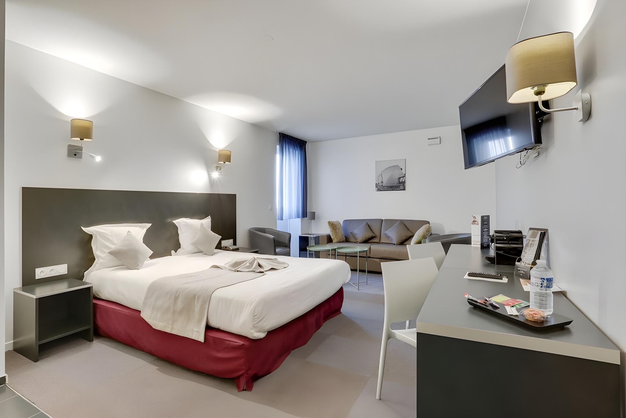 Superior, Studio, 1 Double and 1 Single Bed