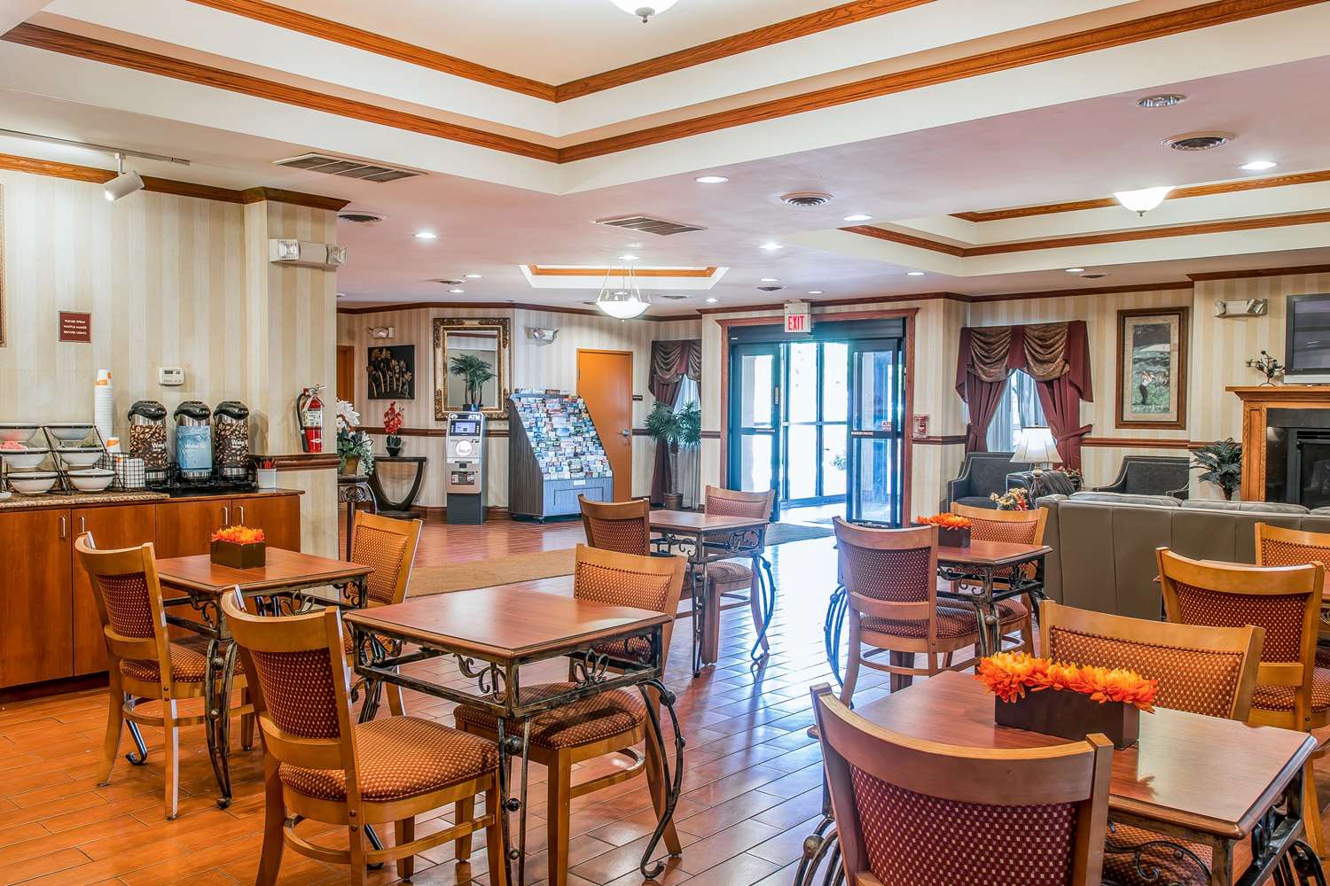 Quality Inn & Suites Ann Arbor Hwy 23 26/27