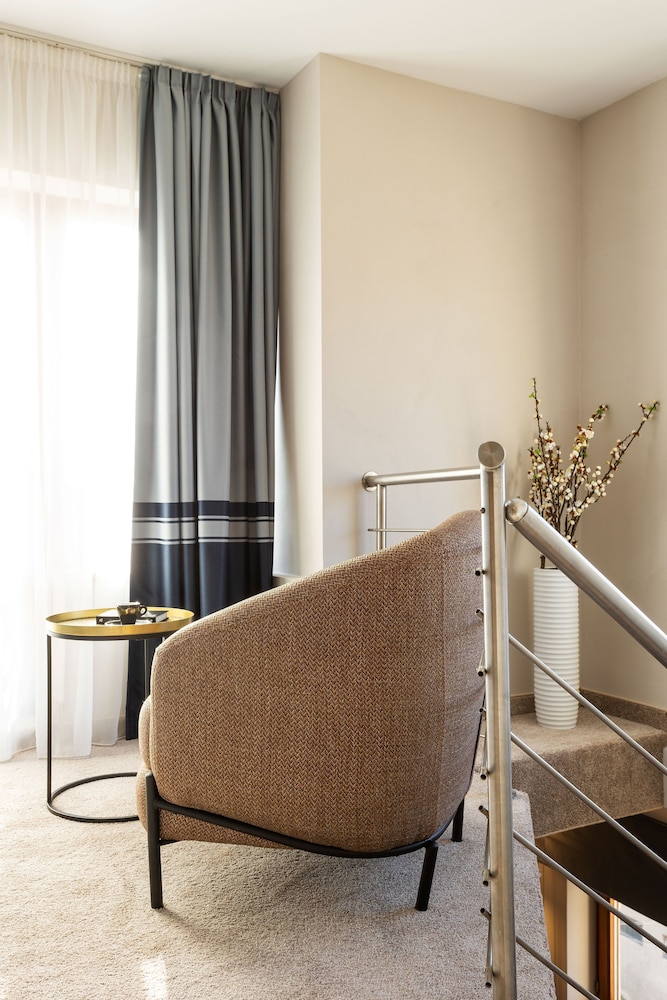 AMAR Design Hotel 45/56