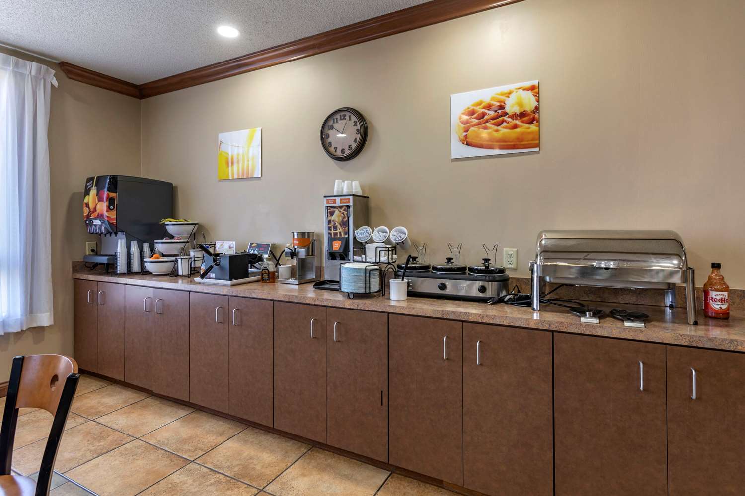 Quality Inn & Suites Rockport - Owensboro North 8/30