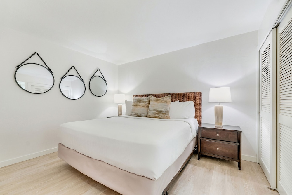 1 Bedroom, Beach, Villa, King Bed, Sofa