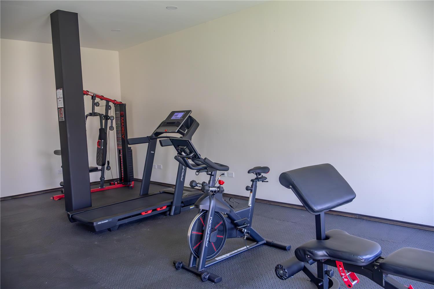 Best Western Plus Sacramento 18/27