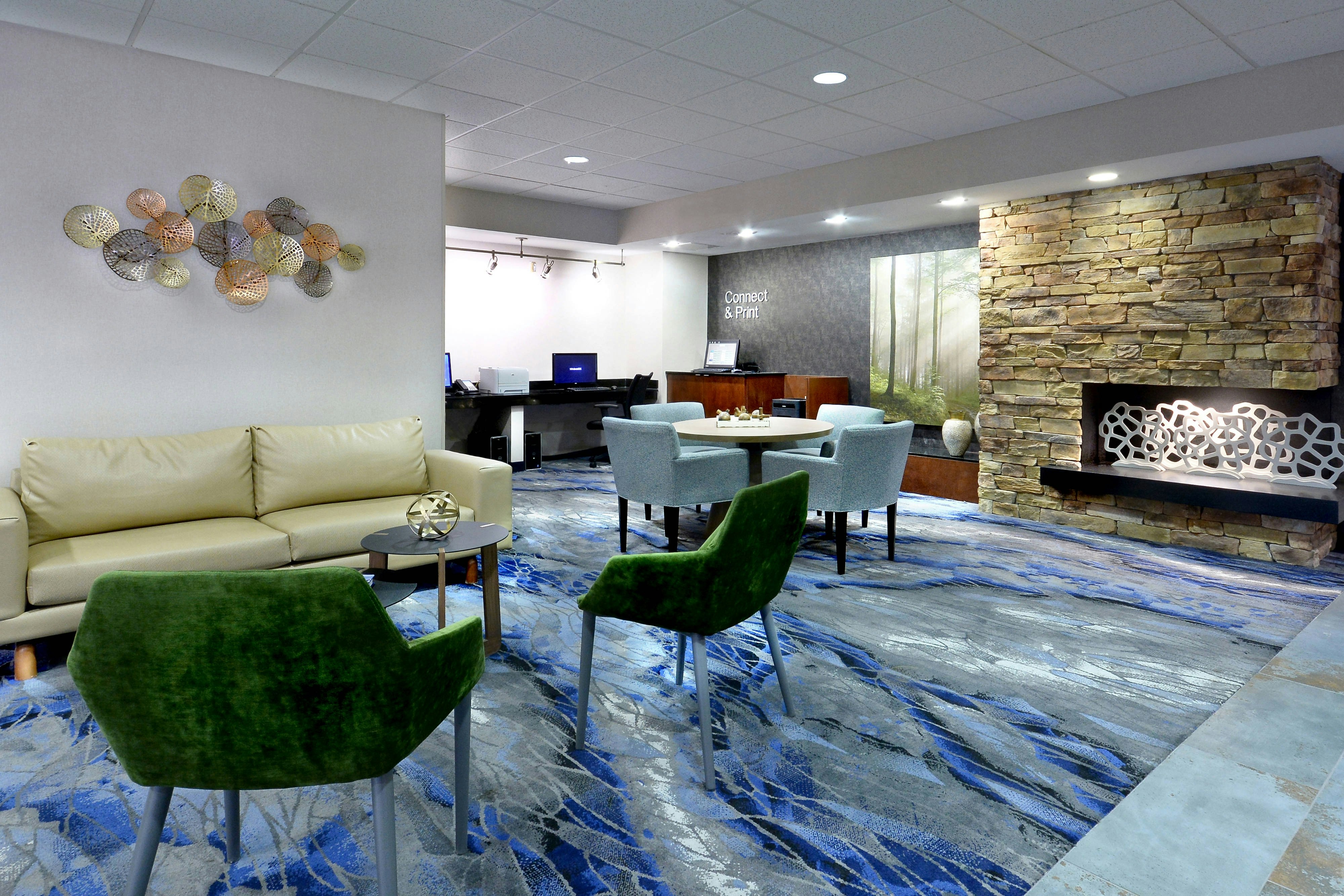 Fairfield Inn Suites By Marriott Charlottesville North 10/12