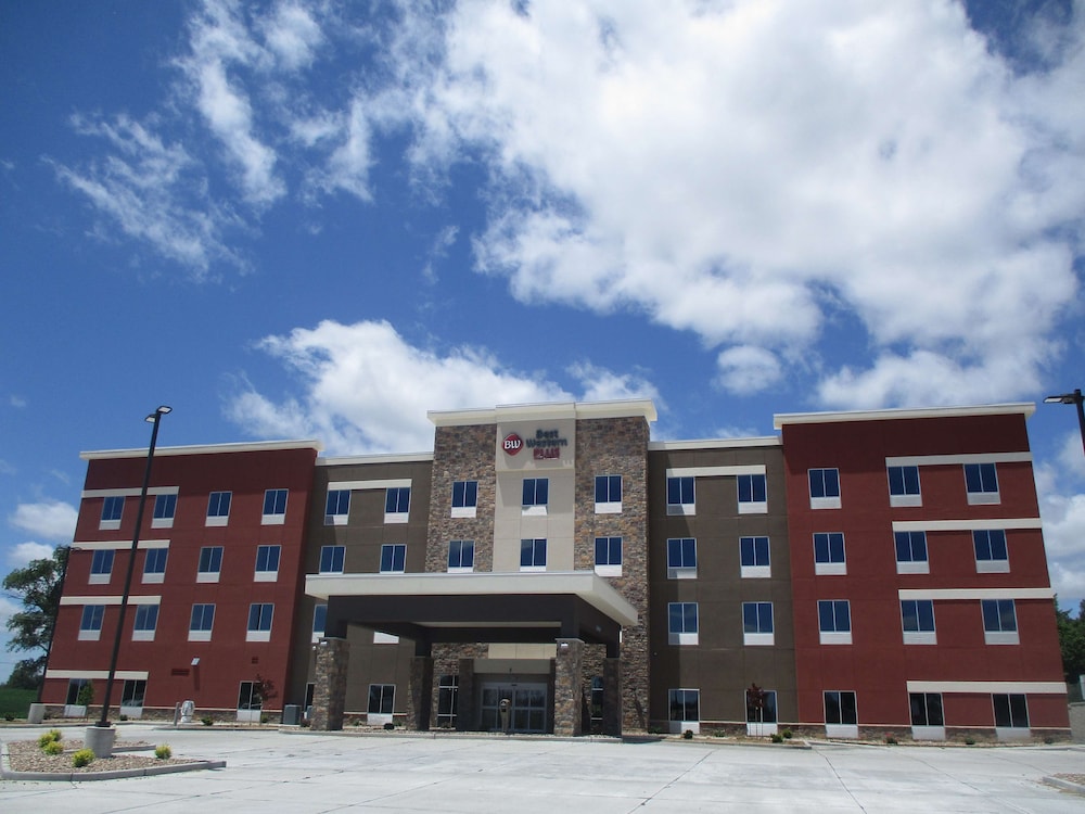 La Quinta Inn & Suites by Wyndham Jackson/Cape Girardeau 2/51