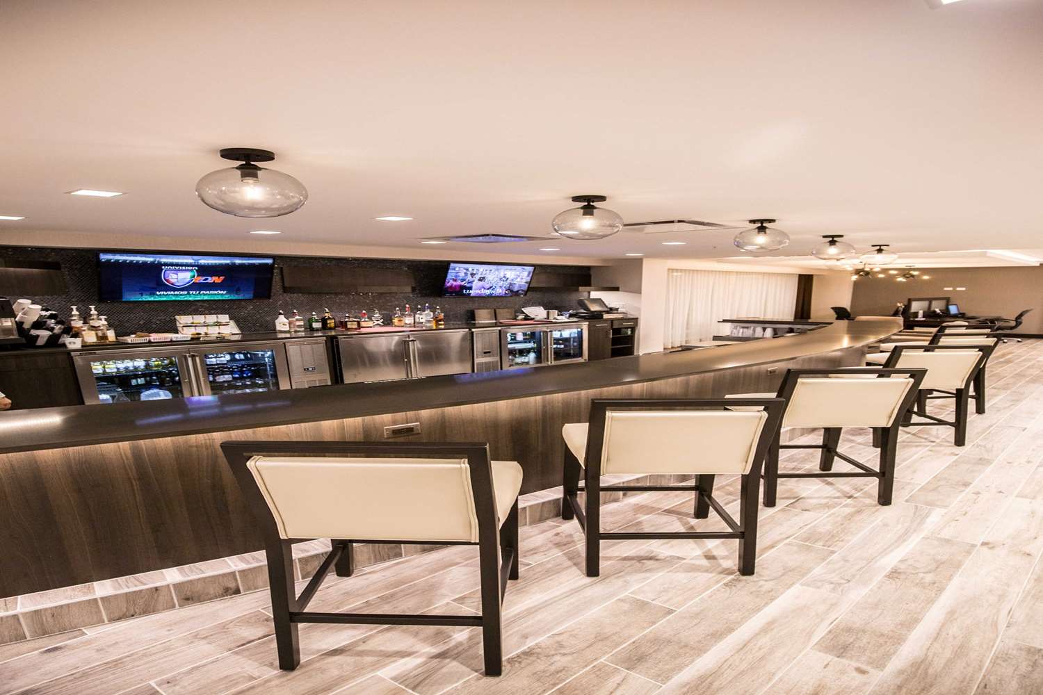 Wyndham Chicago O'Hare 11/19
