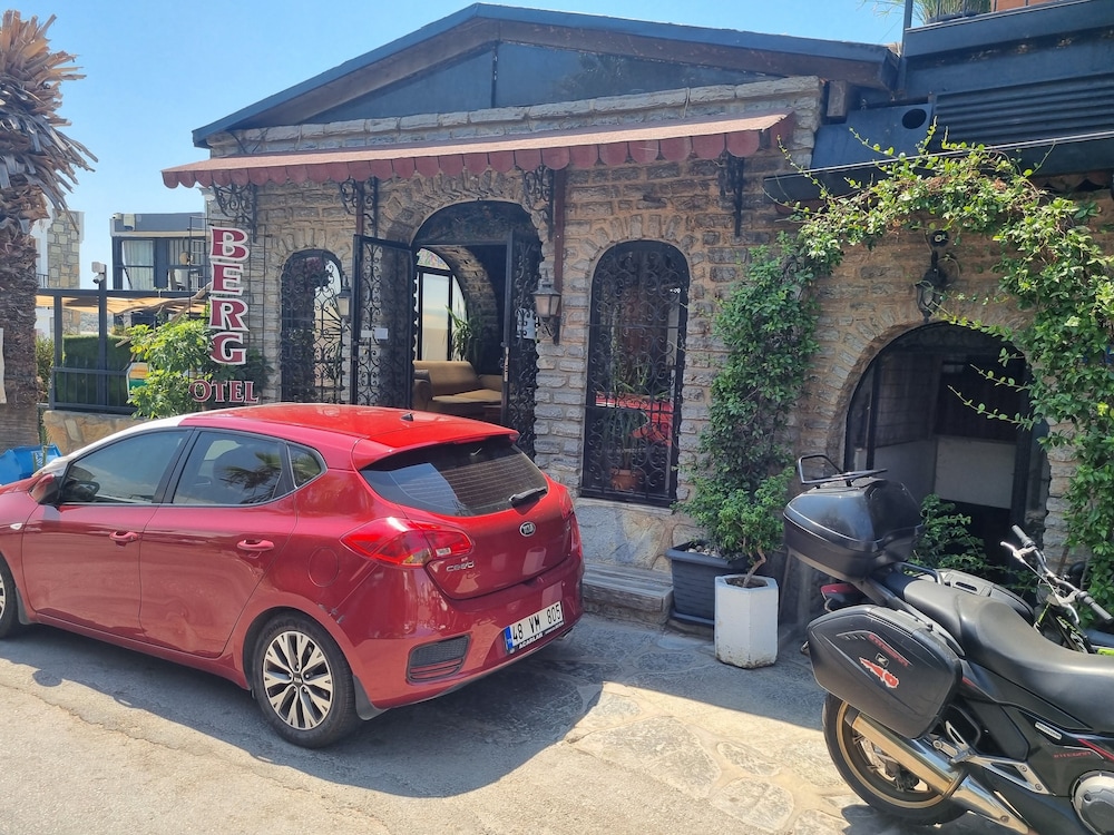 Berg Hotel 40/50