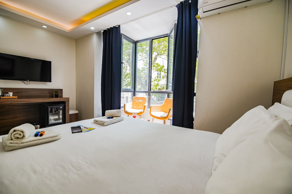 Mitani Suites 11/50
