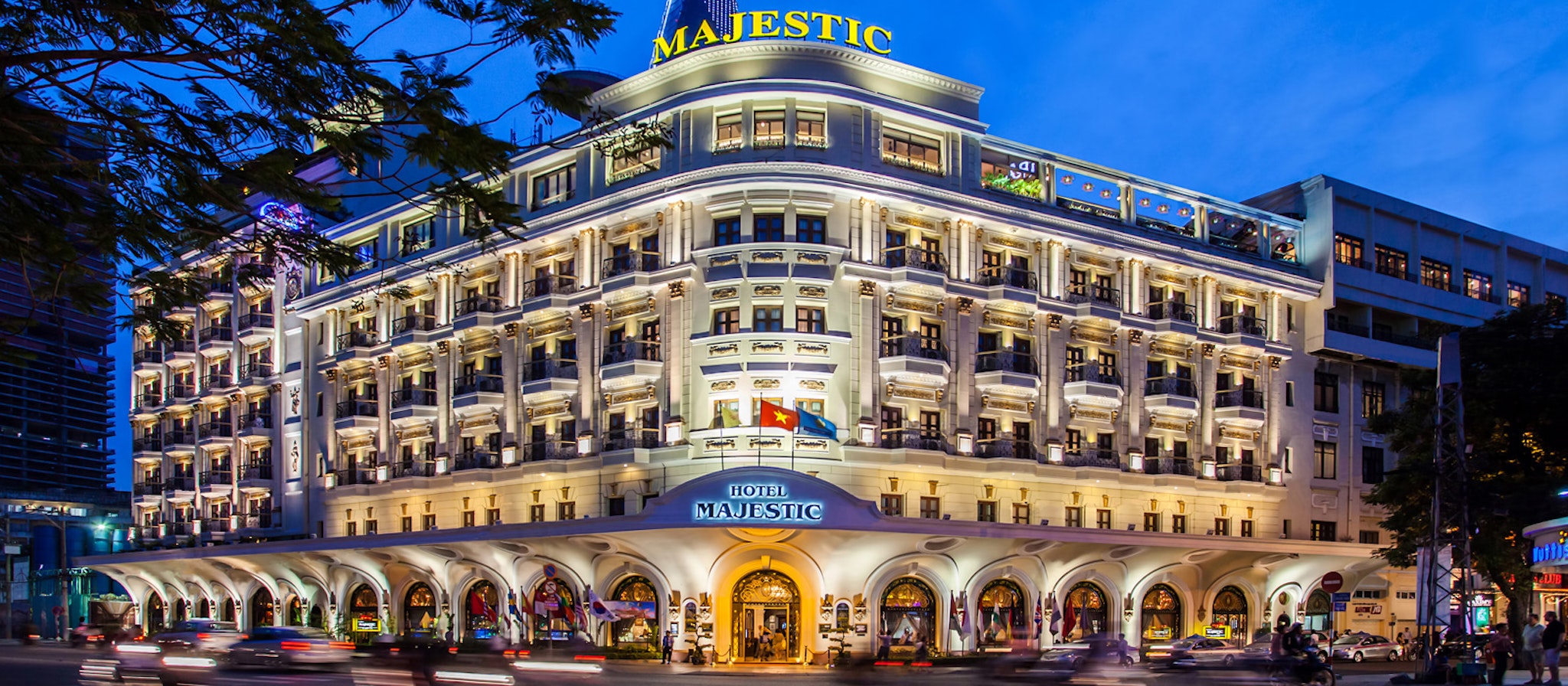 Majestic Hotel 2/34