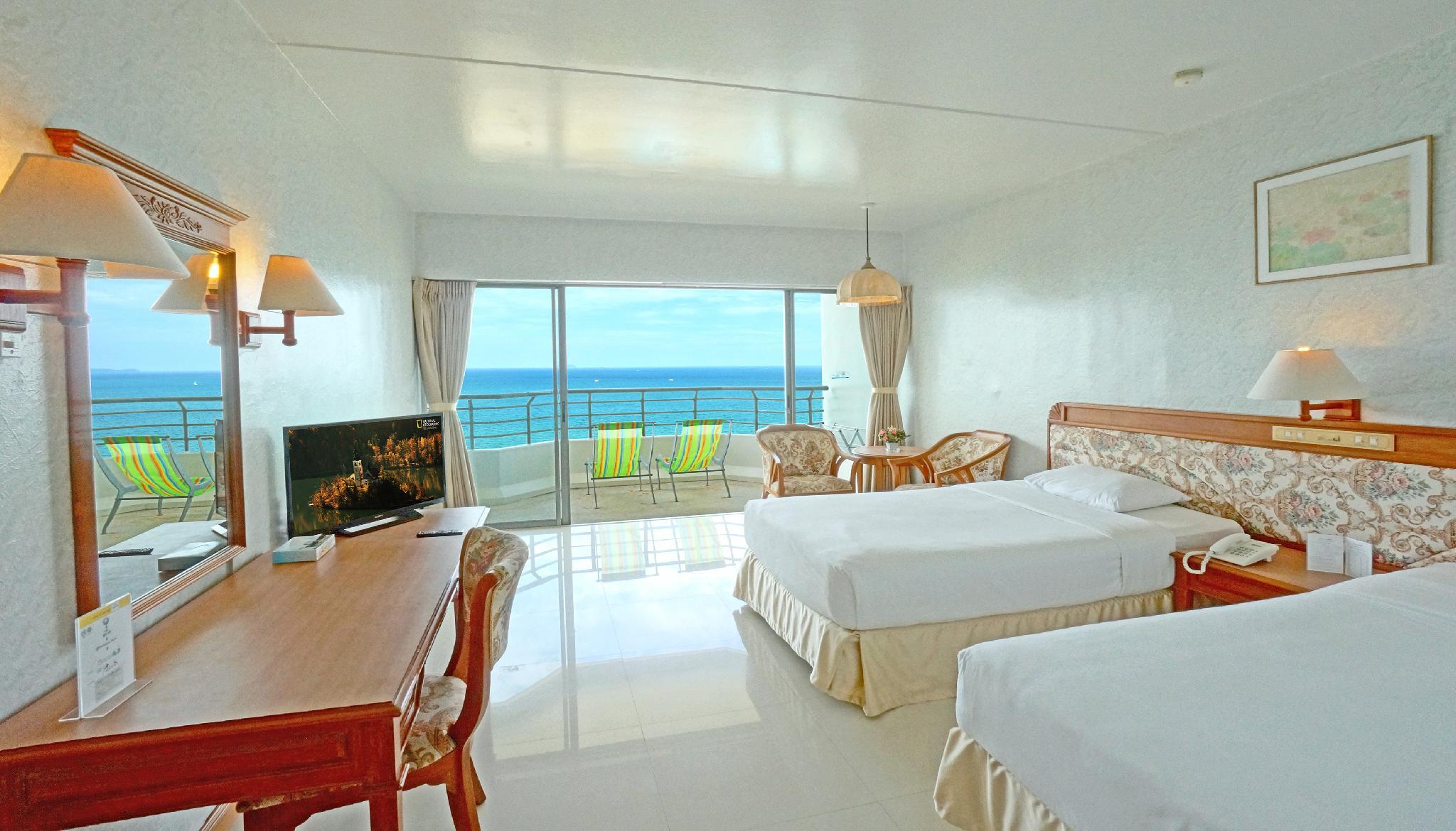 Deluxe, Twin Beds