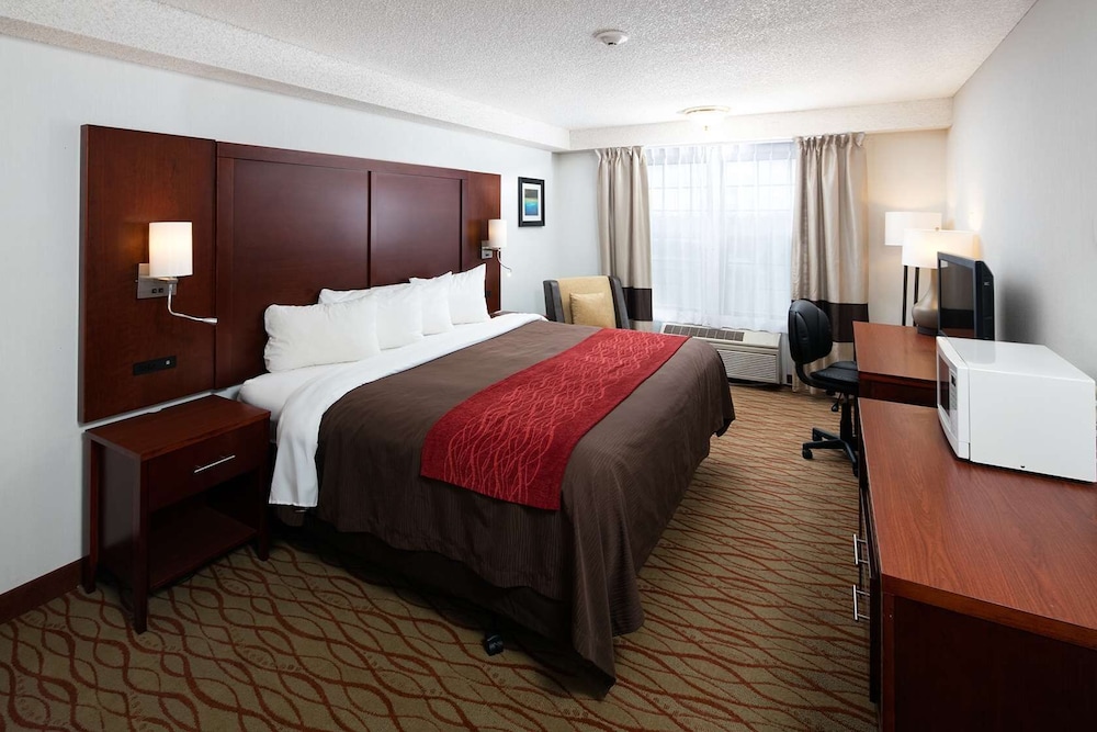 Red Lion Inn & Suites Auburn 19/36