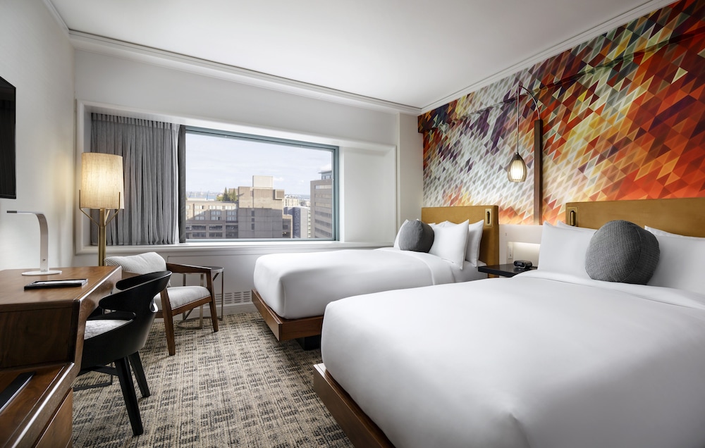 ROOM, 2 DOUBLE BEDS