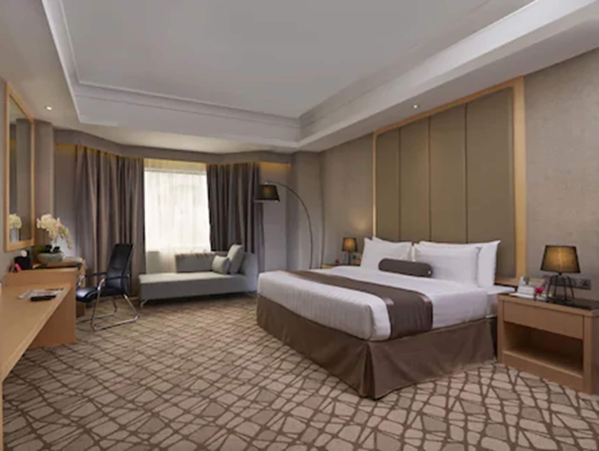 Pearl, Premier, King Bed