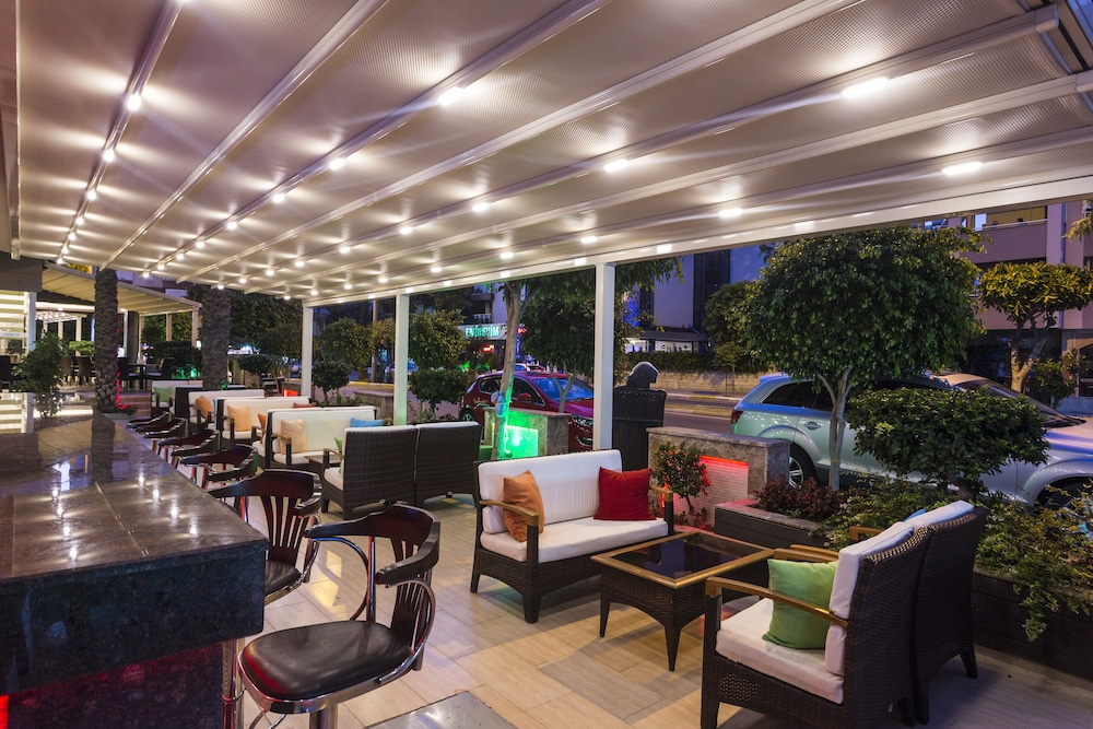 Lonicera City Hotel 53/58