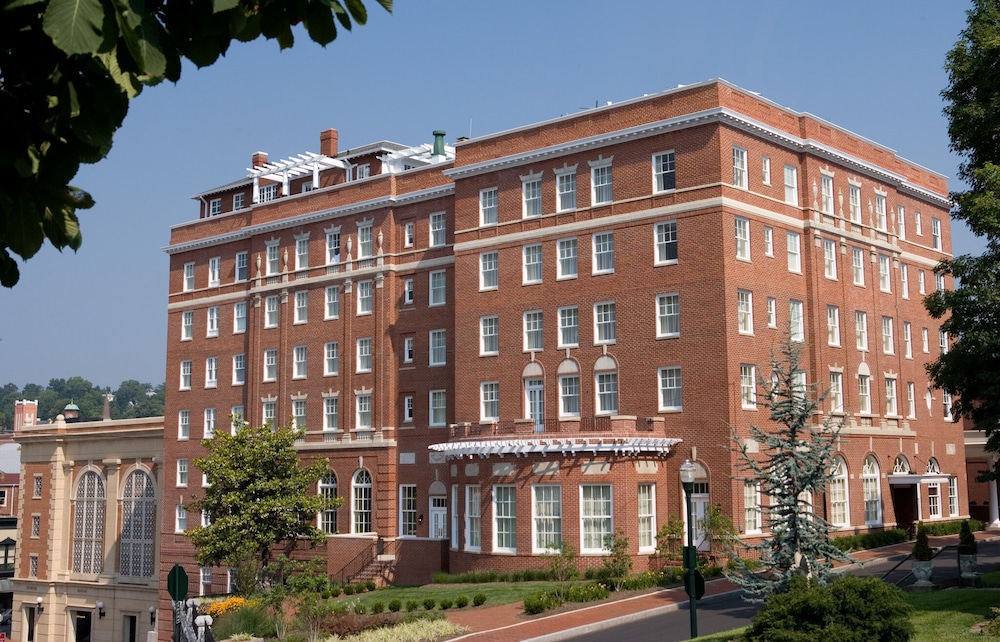 Hotel 24 South 4/59