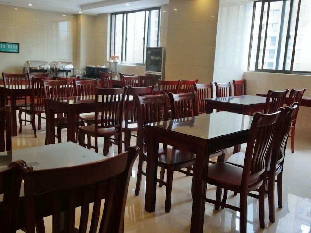 GREENTREE INN SHANGHAI ZHOUPU TOWN XIUPU ROAD BUSINESS HOTEL 20/31
