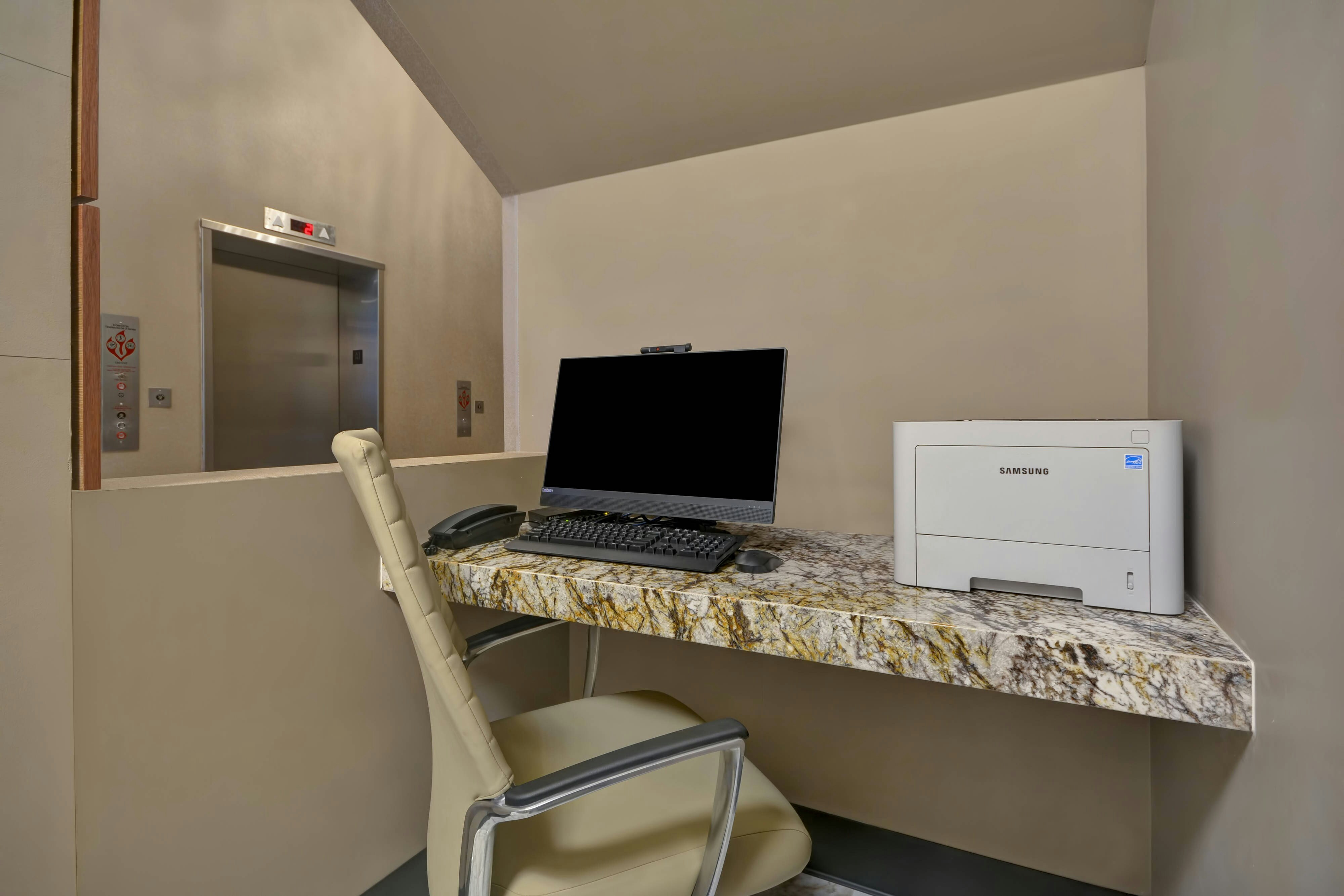 Residence Inn By Marriott New Orleans French Quarter Area/Cen B 34/44