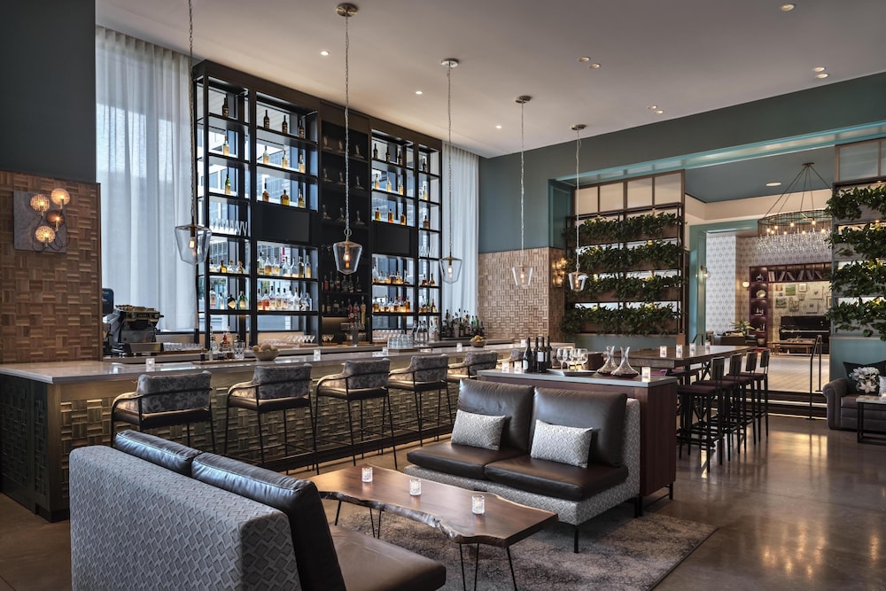 Hyatt Centric Downtown Nashville 34/50