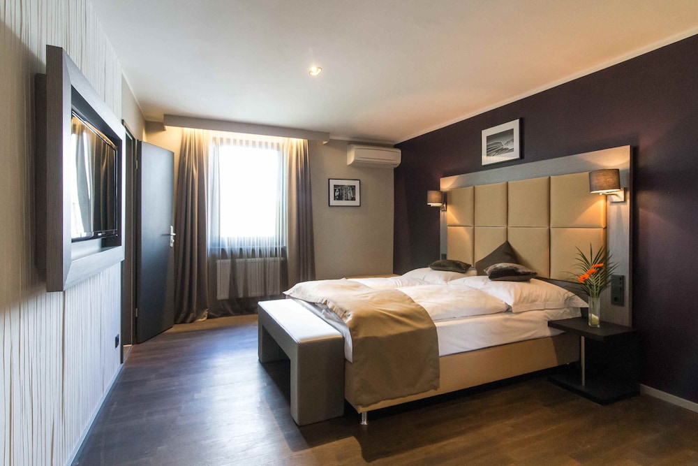 Hotel Cult Frankfurt City 13/55
