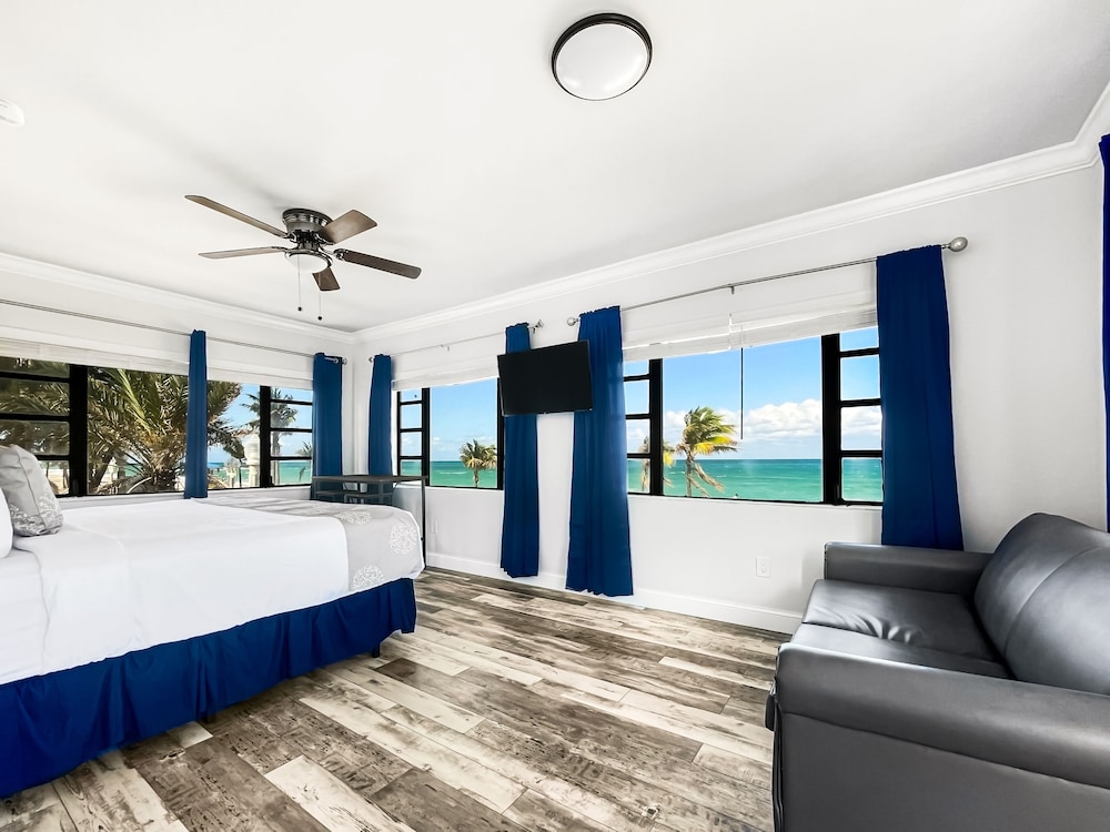 Hollywood Beach Hotels 12/92