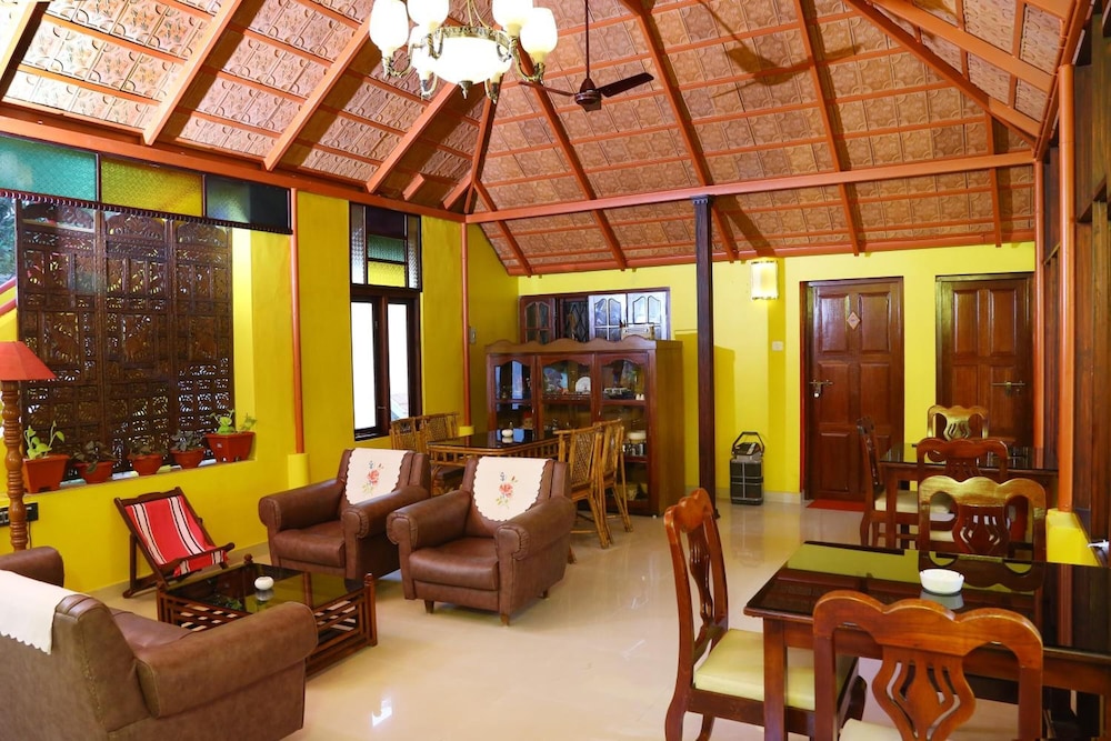CHIRAMEL RESIDENCY FORTKOCHI 36/54