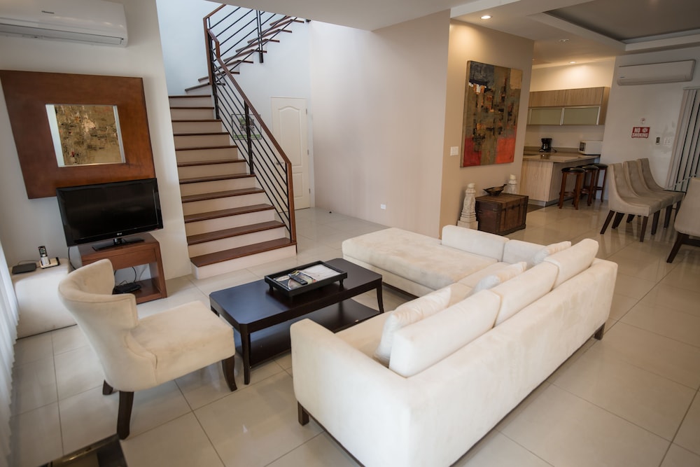 Tumon Bel-Air Serviced Residence 44/64