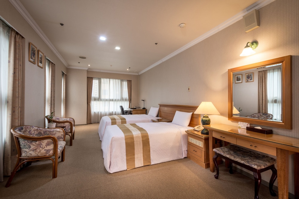 Jin Pin Hotel 23/73