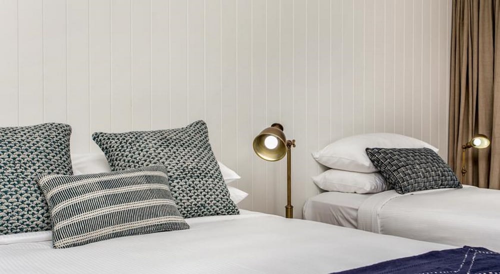 Lord Byron Resort 53/60
