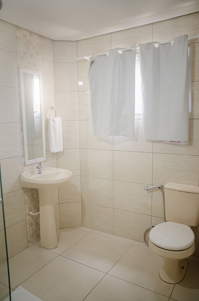Marechal Plaza Hotel 41/43