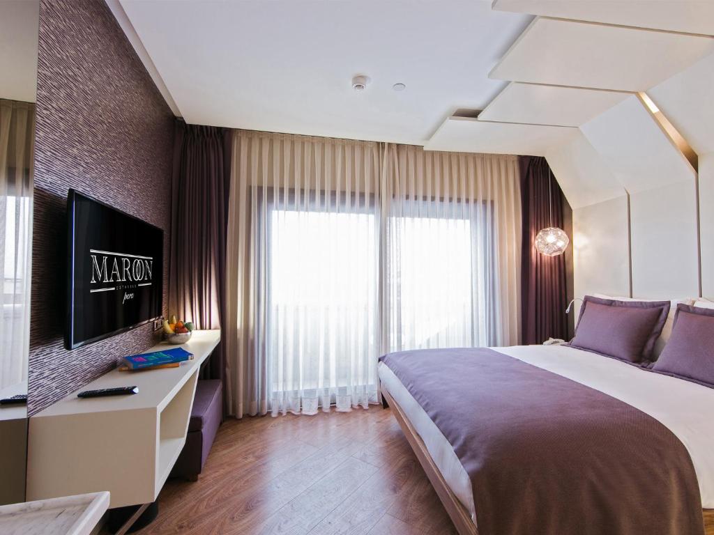 Deluxe, City View, Maroon Hotel Pera 2/7