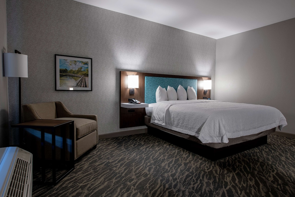 Hampton Inn Suites Duncanville Dallas Tx 13/55
