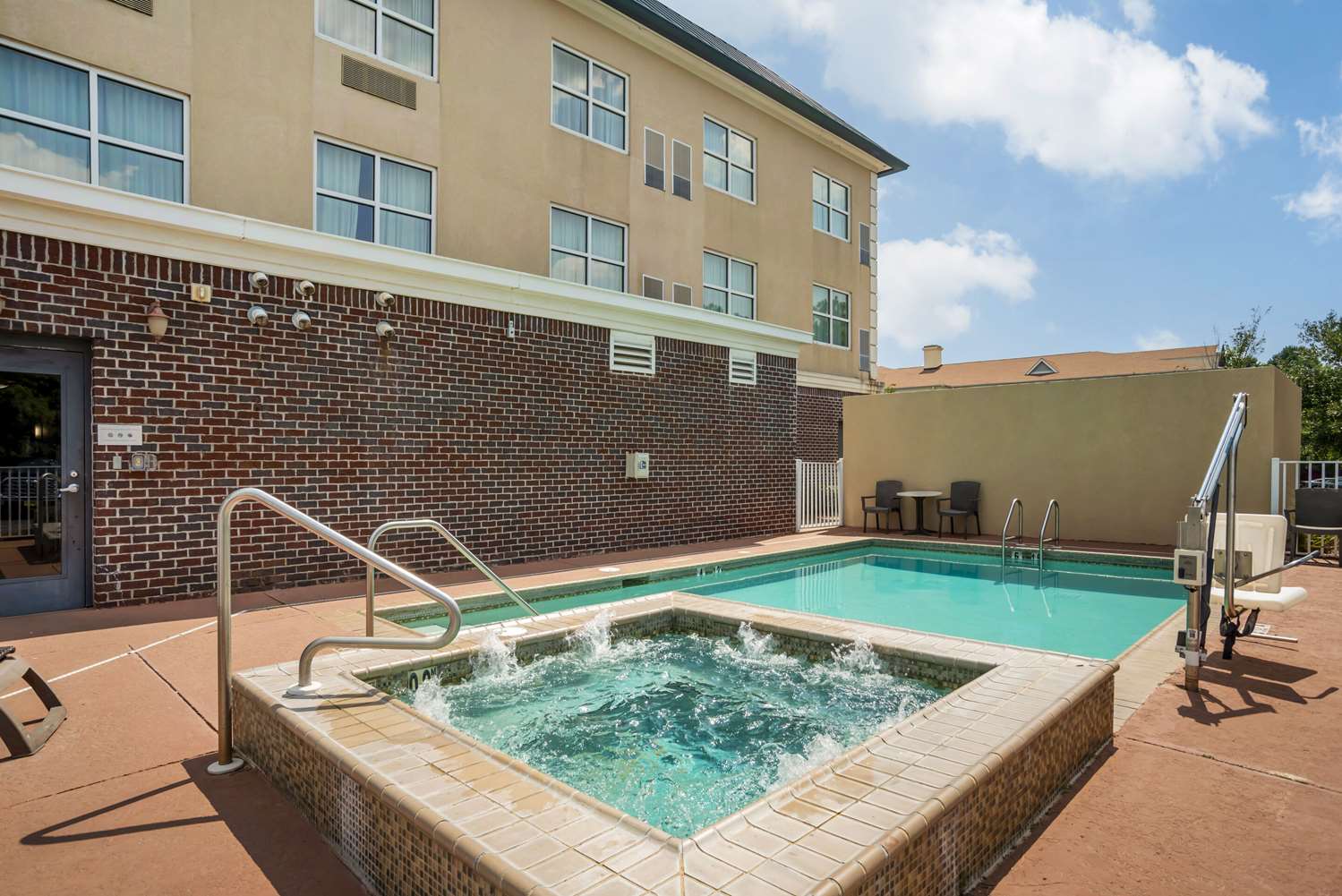 Comfort Inn & Suites Daphne Spanish Fort - Mobile East 39/39