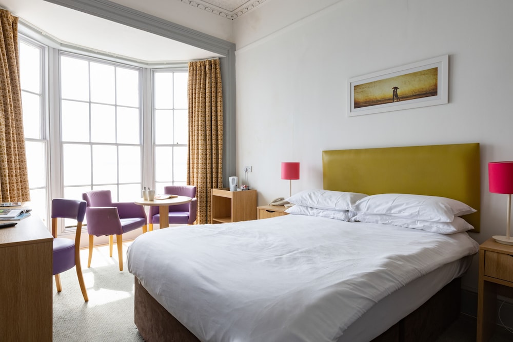 The Imperial Hotel Tenby 11/40