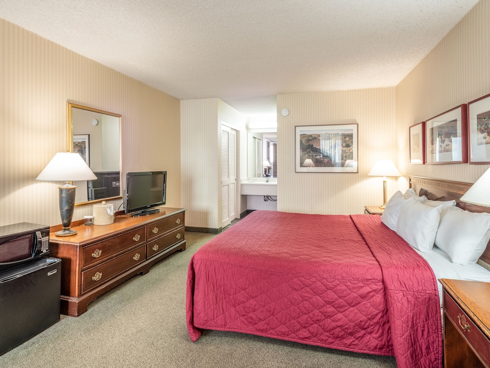 University Place Hotel Conference Center 21/51