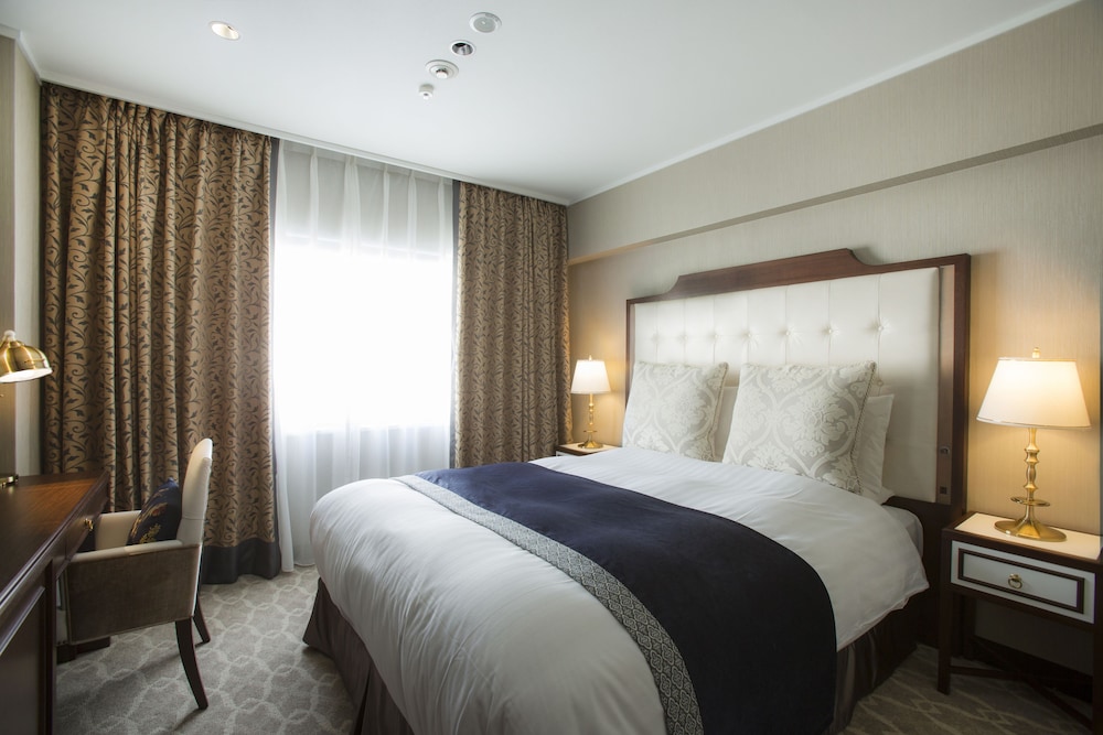 Kyoto Century Hotel 16/75
