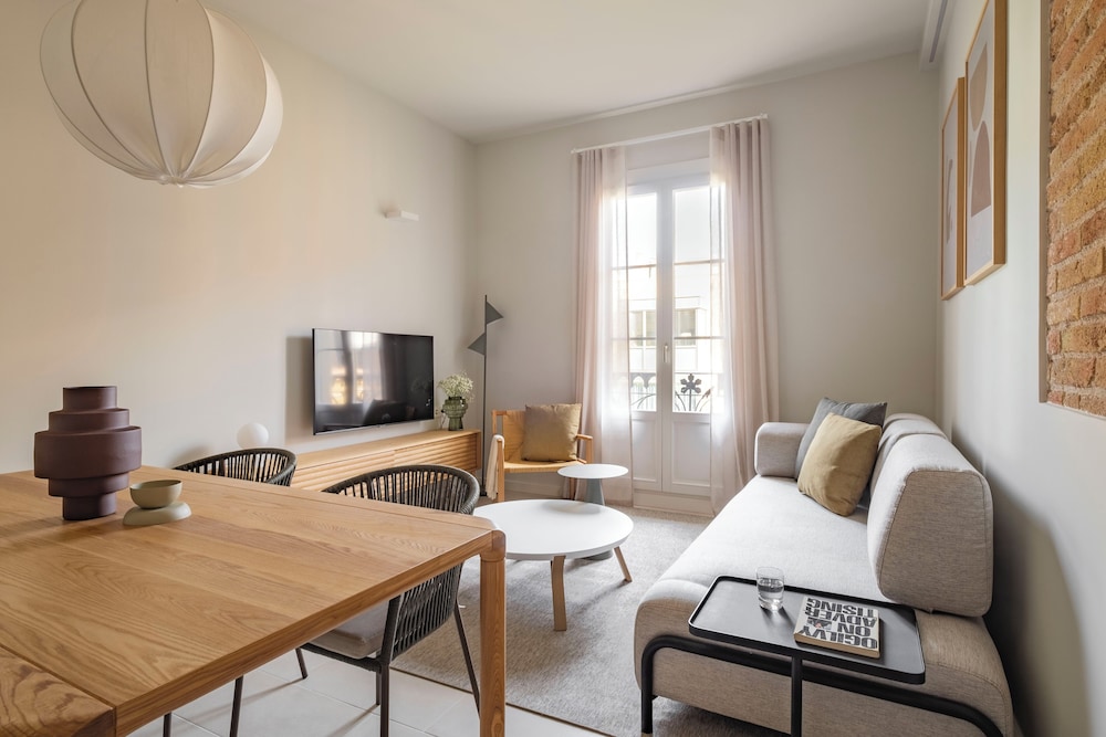 Aspasios Garden Apartments 14/46