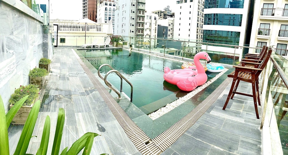Grand Seaview Hotel 36/68