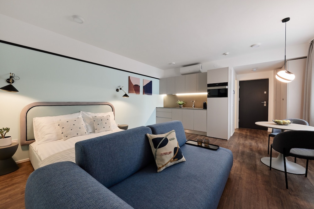 The Amberlyn Suite Hotel 27/50