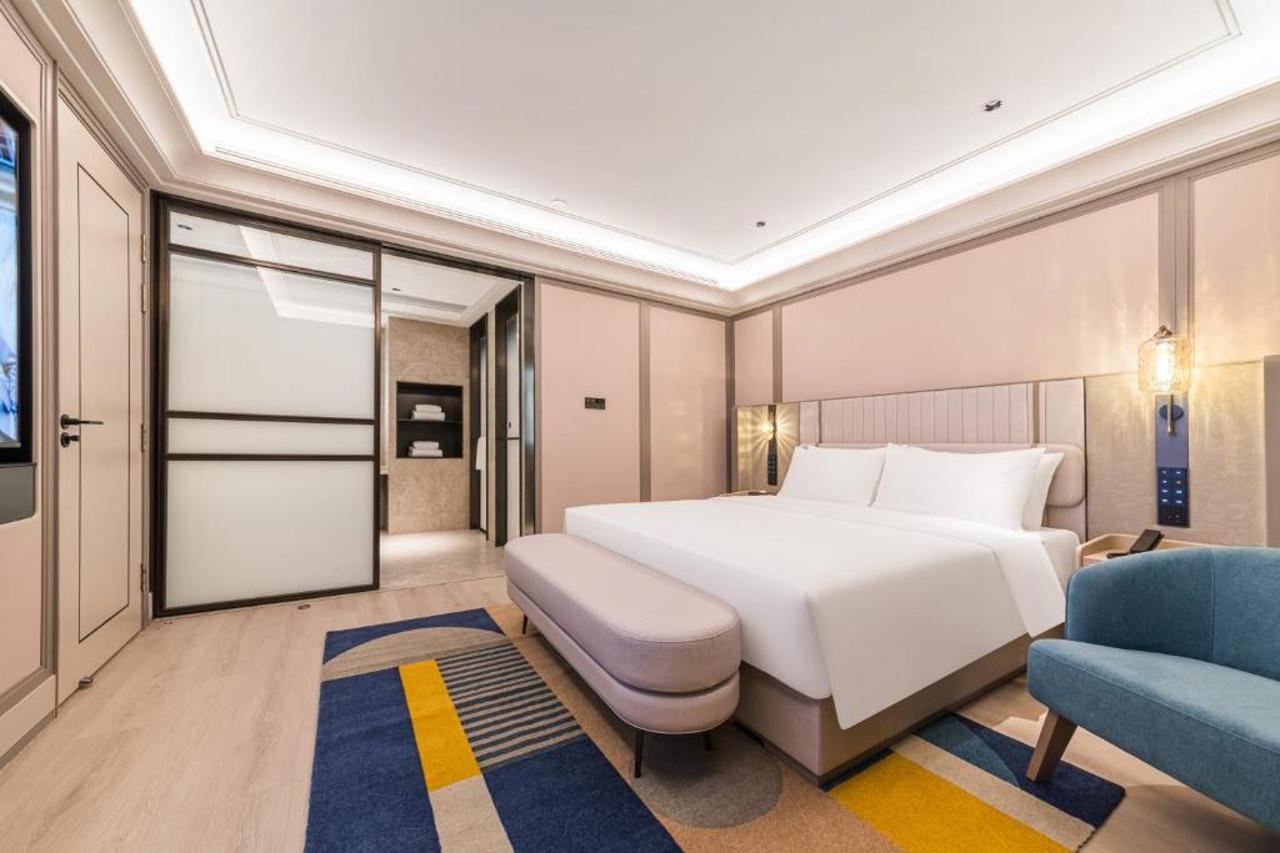Mercure Guangzhou Panyu 6/12