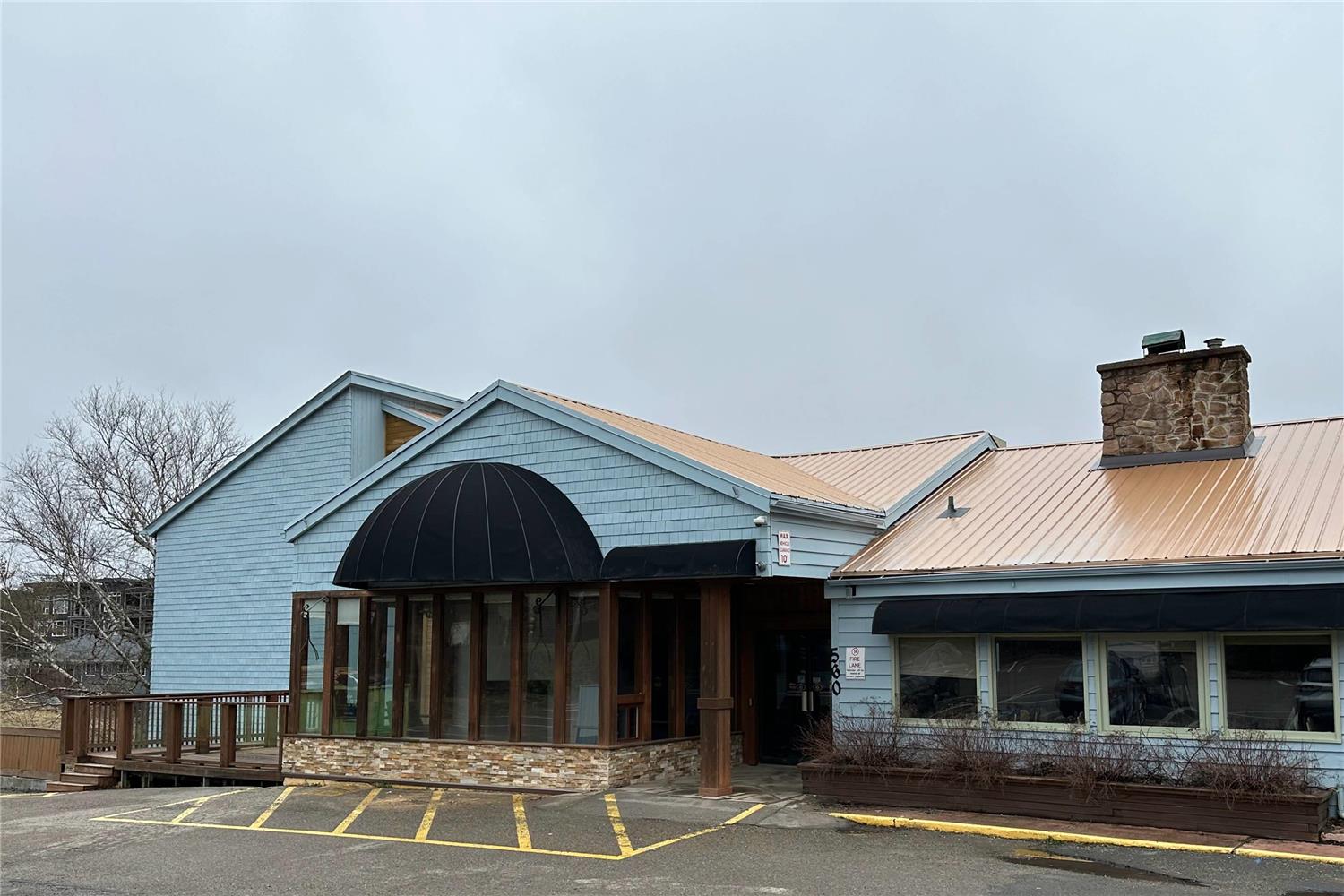Park Inn by Radisson Sydney, NS 1/19