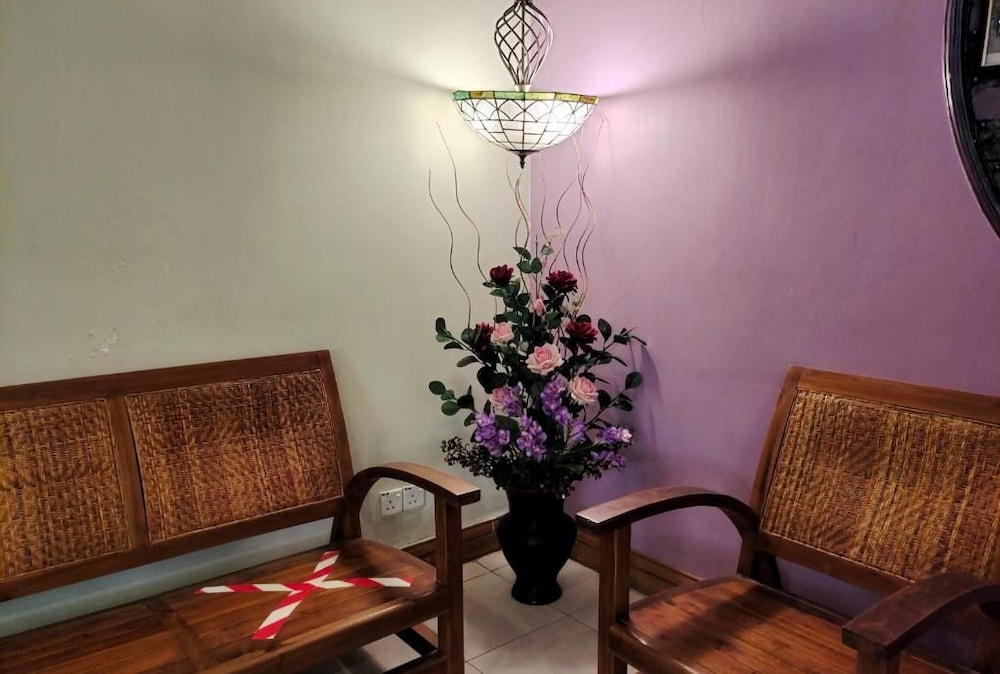 Megah D Aru Hotel Tanjung Aru Kota Kinabalu 37/50