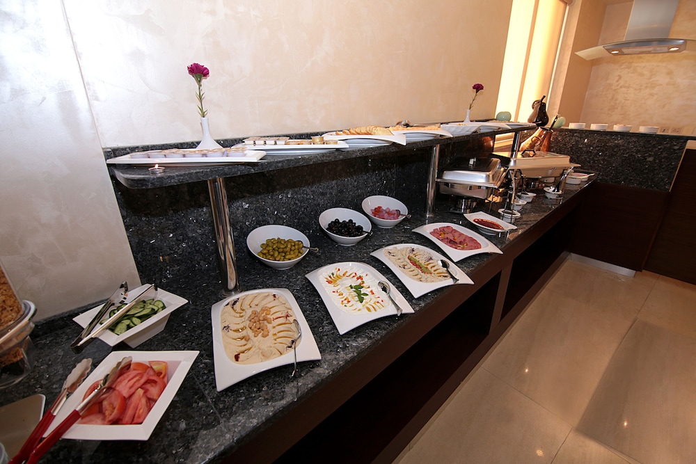 Viola Hotel Suites 29/35