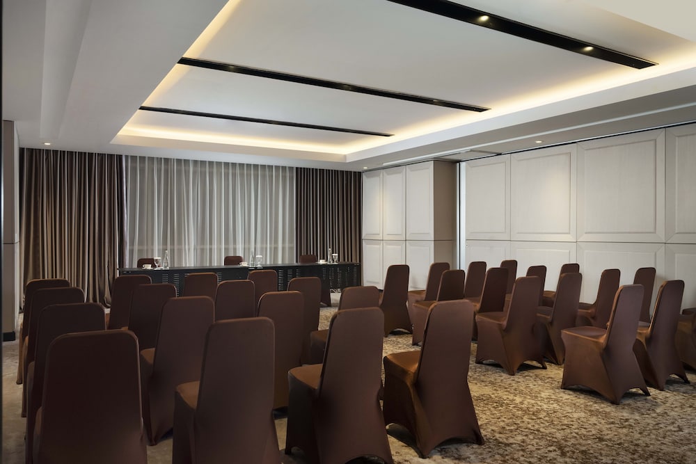 GRAMM HOTEL by Ambarrukmo 59/64