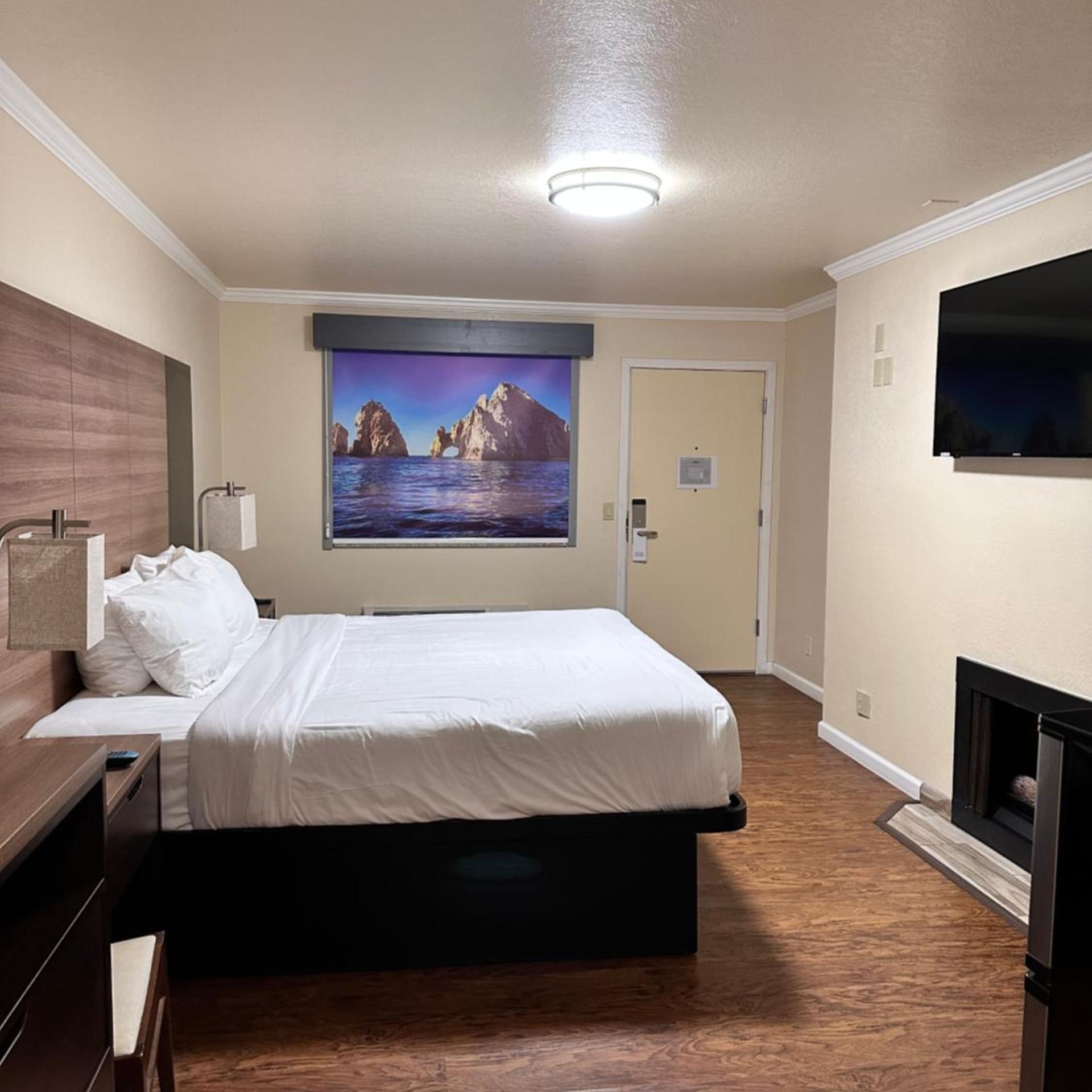 Beachwalker Inn Cayucos 7/25