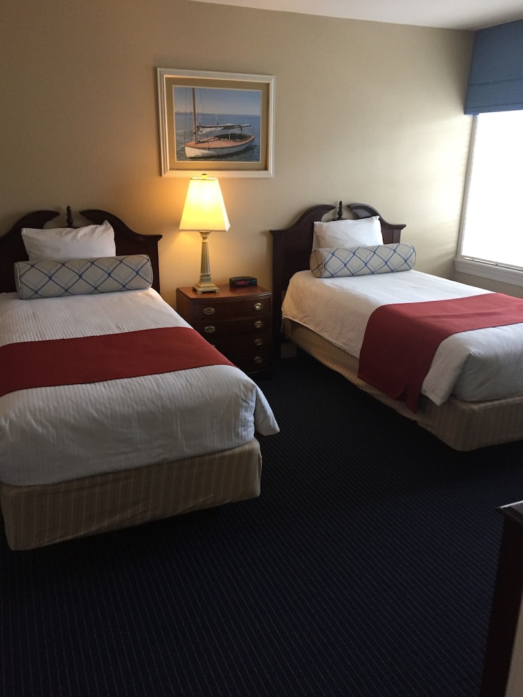 Club Wyndham Newport Onshore 17/56