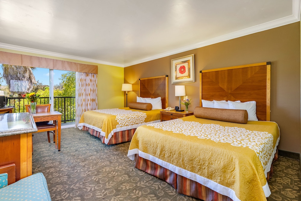 Aloha Inn 15/53